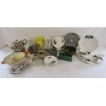 Mixed collection includes Elizabethan China, Portrush Pottery, Crown Ducal 'Petite Pierre' etc