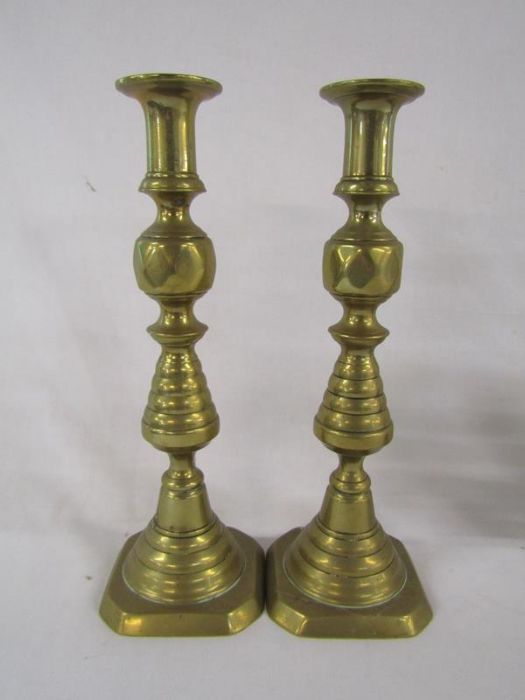 3 pairs of brass candlesticks - Image 2 of 4