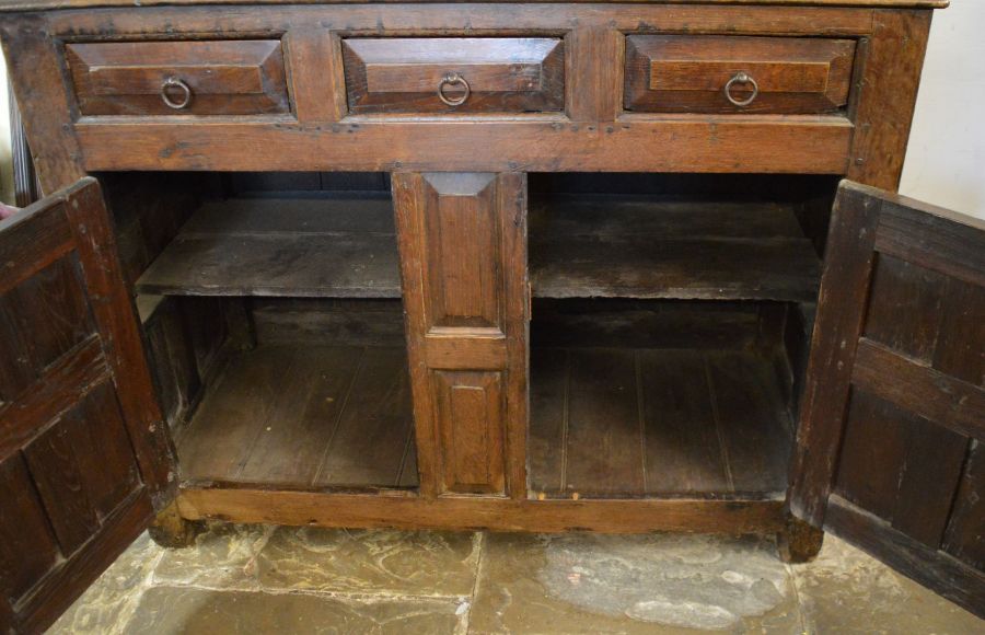 18th century oak court cupboard Ht 176cm W 137cm D 62cm - Image 5 of 5