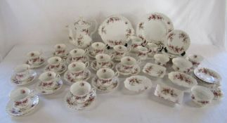Large collection of Royal Albert 'Lavender Rose' part tea and dinner service