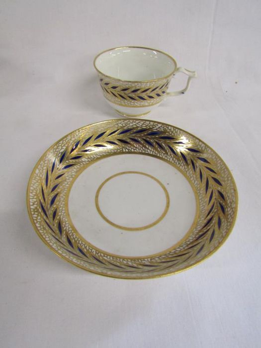 Royal Crown Derby 'Vine' pink set and 2 earlier cups and saucers gold with blue leaf pattern and - Image 7 of 8