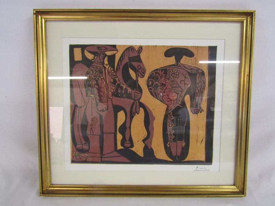 Framed Pablo Picasso offset lithograph of the linocut print 'Picador & Matador' approx. 46.5cm x - Image 2 of 4