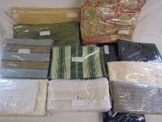 Mixed selection of linen and material - tablecloths, runners, fabric etc