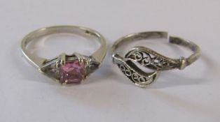 9ct white gold ring with pink stone possibly topaz and cubic zirconia - ring size N - total weight