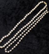 2 cultured pearl necklaces with 9ct gold clasps (one broken)