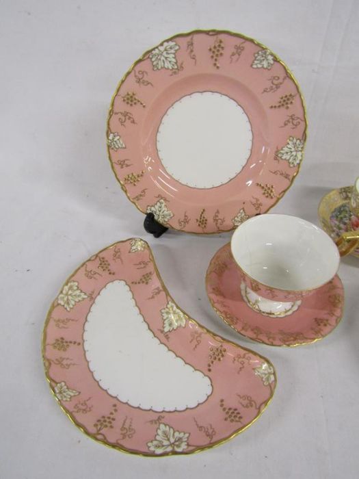 Royal Crown Derby 'Vine' pink set and 2 earlier cups and saucers gold with blue leaf pattern and - Image 3 of 8