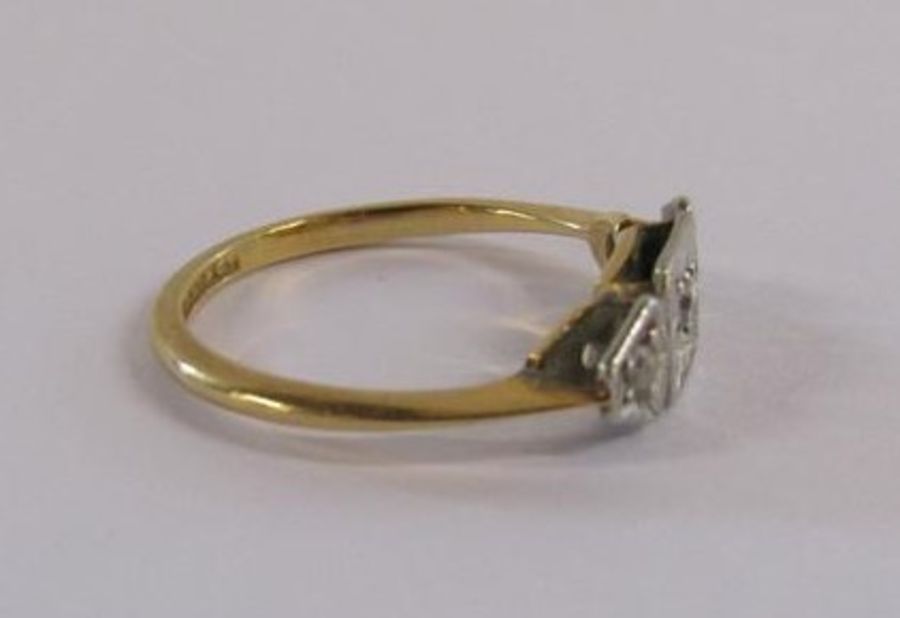 18ct gold diamond ring - ring size H - total weight 1.91g - Image 4 of 6