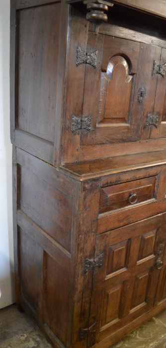 18th century oak court cupboard Ht 176cm W 137cm D 62cm - Image 2 of 5