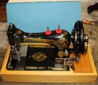 Singer hand crank sewing machine R600802