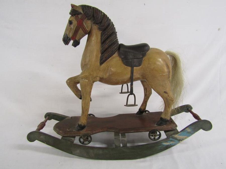 Vintage effect rocking horse approx. 60cm long 48cm tall - Image 2 of 3