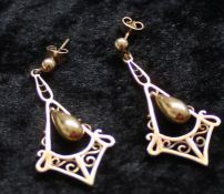 Pair of 9ct rose gold drop earrings 4.7g