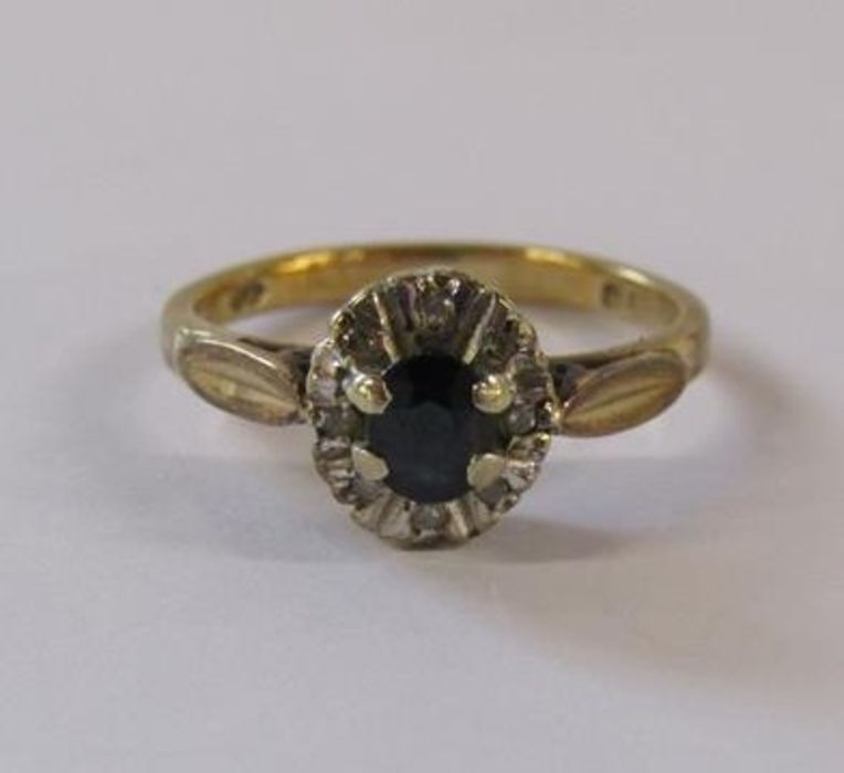 9ct gold diamond and sapphire ring - ring size H/I - total weight 1.9g - Image 5 of 6