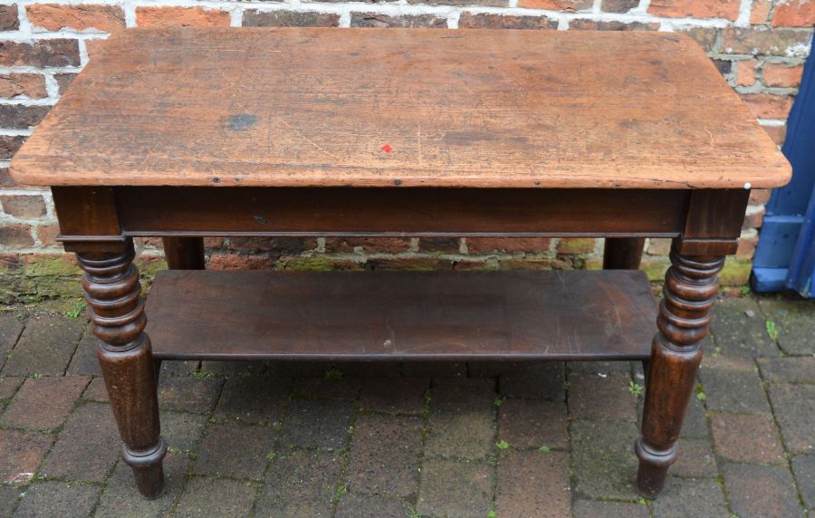 Victorian mahogany serving table  L127cm W 67cm Ht 79cm