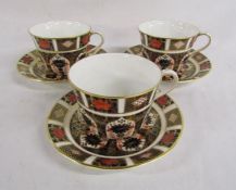 Royal Crown Derby 1128 Imari pattern breakfast tea cups approx. 10cm dia and saucers 16cm dia