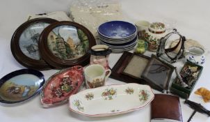 Bing & Grondahl Christmas plates, framed collectors plates including Russian, corkscrew, hip