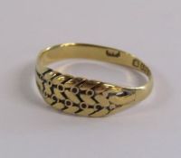 18ct gold ring with plait design - Chester gold - Ring size O/P - total weight 2.4g