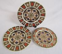 Royal Crown Derby 1128 Imari pattern 2 plates approx. 27cm dia and 1126 pattern plate