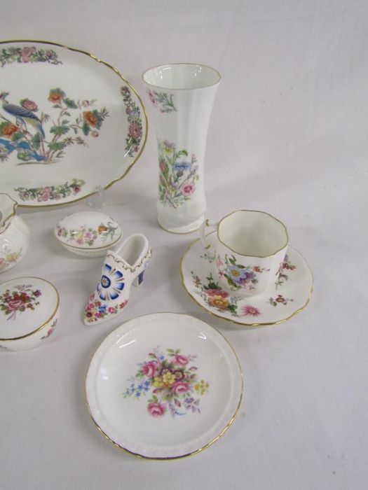 Collection of decorative China to include Royal Albert, Wedgwood, Hammersley, Royal Crown Derby ' - Image 4 of 4