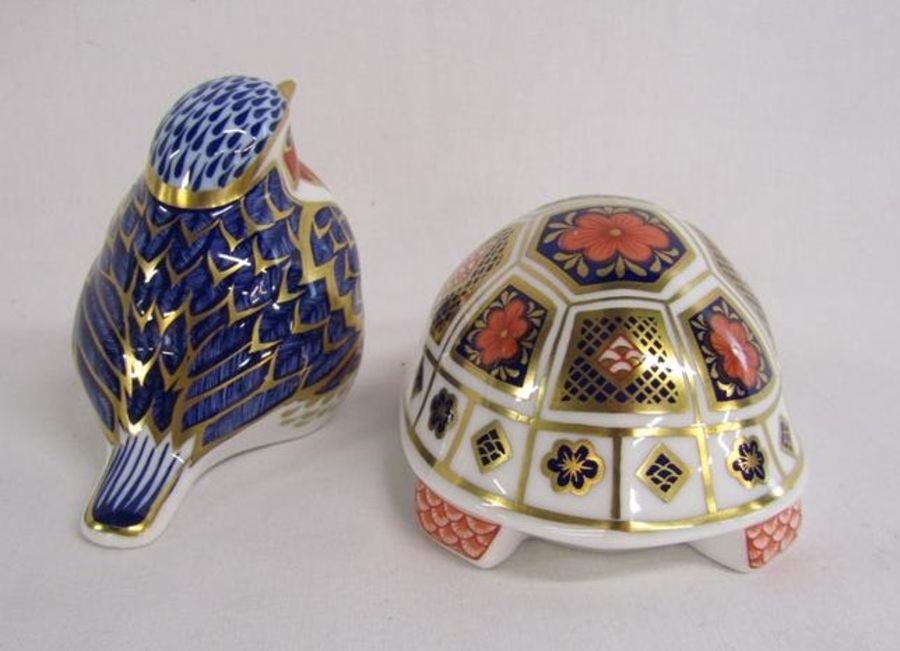 Royal Crown Derby paperweights - Robin and Imari Tortoise - Image 3 of 5