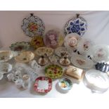 Collection of items to include Crown Devon, fretwork plates, silver plate napkin rings, toast