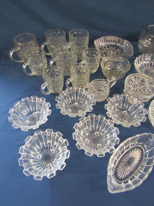 Large collection of glassware includes pint and half pint tankards and bowls etc - Image 2 of 5
