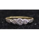 18ct gold, platinum & diamond chip ring, 1.83g, size O
