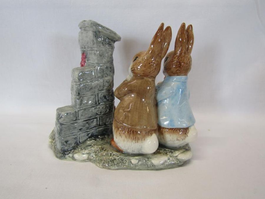 3 Beswick Beatrix Potter tableaus: Mittens Tom Kitten & Moppet (Annual Collectors piece), Hiding - Image 4 of 16