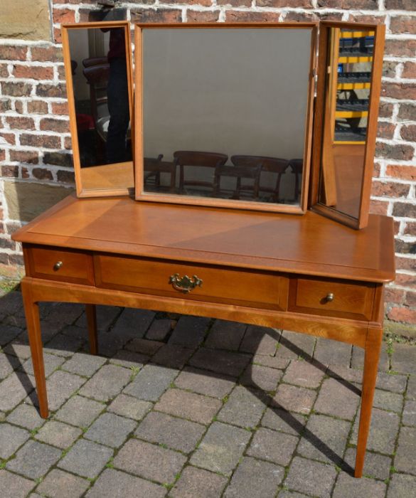 Stag dressing table