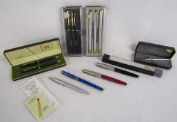 Collection of pens to include Cross pen set, Calibri, Fisher space pen, Parker etc