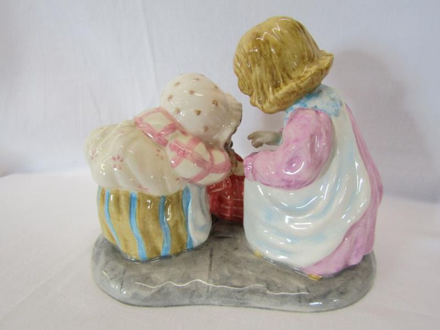 2 Beswick Beatrix Potter tableaus - Ginger & Pickles 1923 / 2750 & Mrs Tiggy-winkle & Lucie 389 / - Image 5 of 12