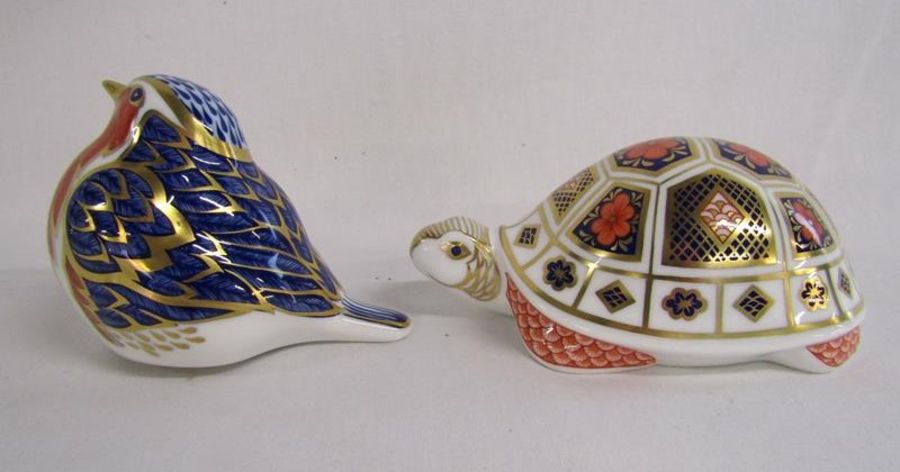 Royal Crown Derby paperweights - Robin and Imari Tortoise - Image 2 of 5