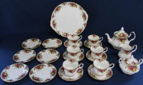 Royal Albert Old Country Roses tea service (22 pieces)
