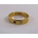 22ct gold band set with diamonds and ruby - ring size M - total weight 4.27g