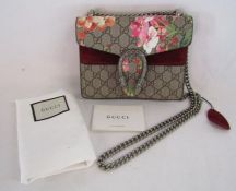 Gucci 'Dionysus' floral handbag with dragon clasp - slight mark to base from gunmetal chain being