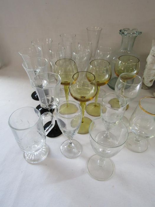 Collection of glassware includes coloured oversized glass, buoy, wine glasses and elephant plant - Image 2 of 5