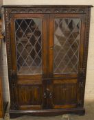 Oak display cabinet with linen fold doors Ht 140cm L 98cm