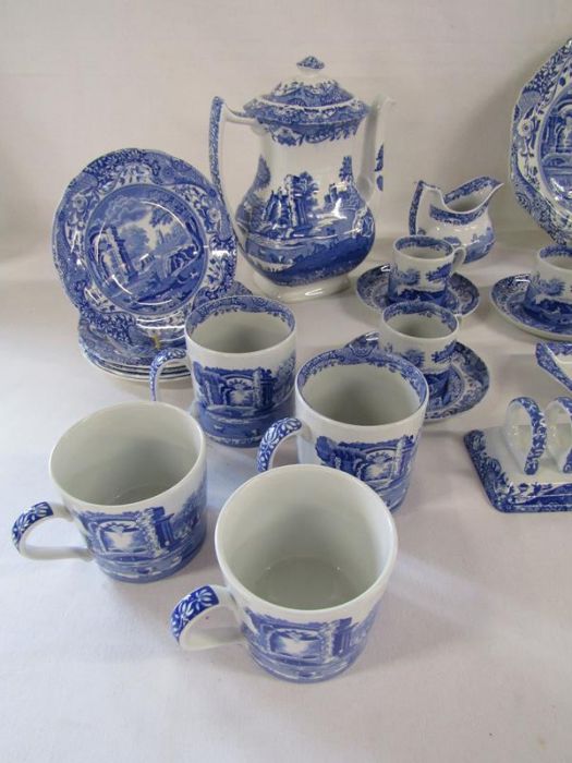Copeland Spode old and new part coffee set with coffee cans and saucers, part tea set, mugs, milk - Image 2 of 4