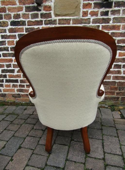 Victorian mahogany framed armchair on castors - Image 4 of 4