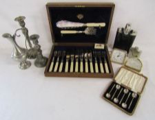 Sheffield James DIxon & Sons ltd 1931 cased silver spoons- approx. 1.2ozt, pewter ewer, silver plate