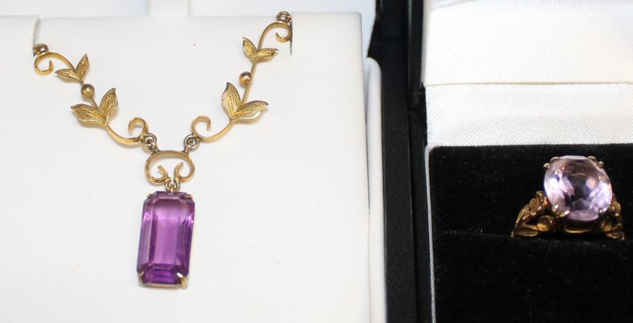 9ct gold floral necklace with amethyst drop 4.35g & 9ct gold and amethyst ring in a similar style