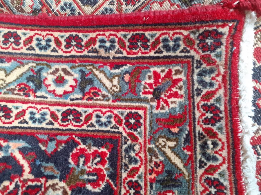 Large red ground Iranian Kashan province carpet with floral pattern 3.86m x 2.97m - Image 2 of 3