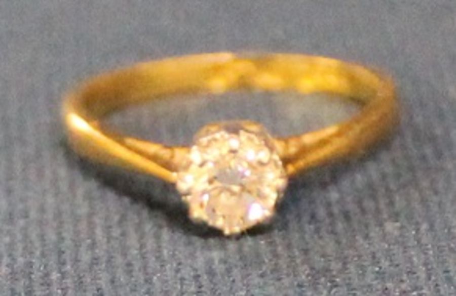 18ct gold platinum & diamond solitaire ring, size H, 2.1g