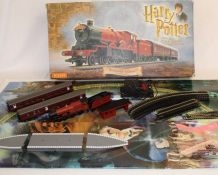 Hornby Harry Potter Hogwarts Express electric train set