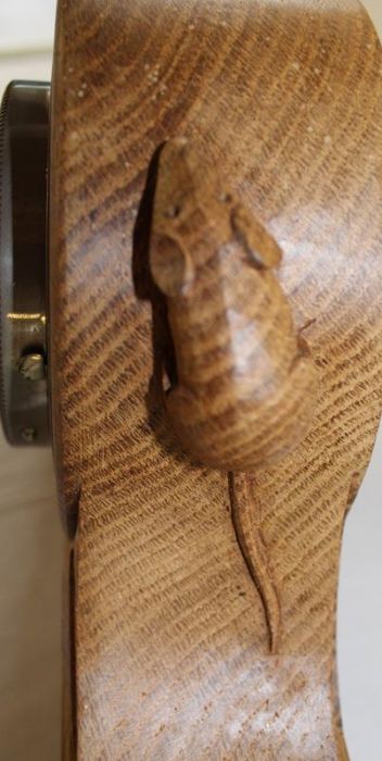 Oak clock with carved mouse detail (not by Robert 'Mouseman' Thompson) - Image 4 of 4