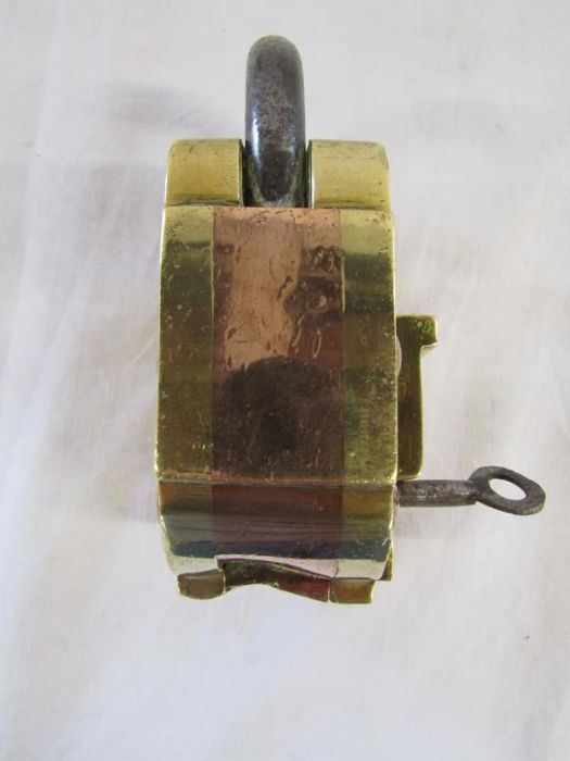 Vintage hand crafted heavy brass and copper padlock with key and hidden release - P.L.N 1649 - Image 6 of 8