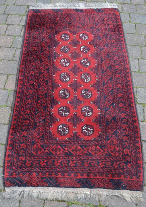 Red and blue Persian rug, L190cm x W101cm