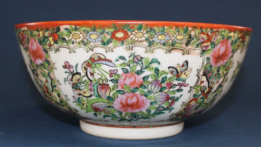 Cantonese porcelain bowl decorated with birds & flowers 10" dia - Image 3 of 4