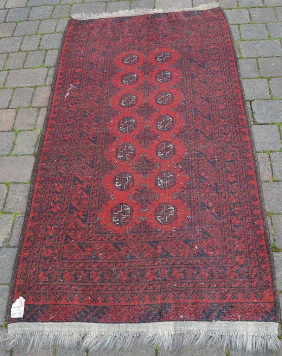 Red and blue Persian rug, L190cm x W101cm - Image 3 of 3