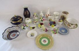 Selection of ceramics to include Coalport, Royal Doulton, Royal Worcester, Wedgwood, KPM, Sandland