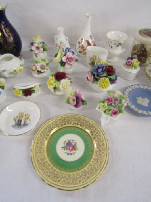 Selection of ceramics to include Coalport, Royal Doulton, Royal Worcester, Wedgwood, KPM, Sandland - Image 3 of 4